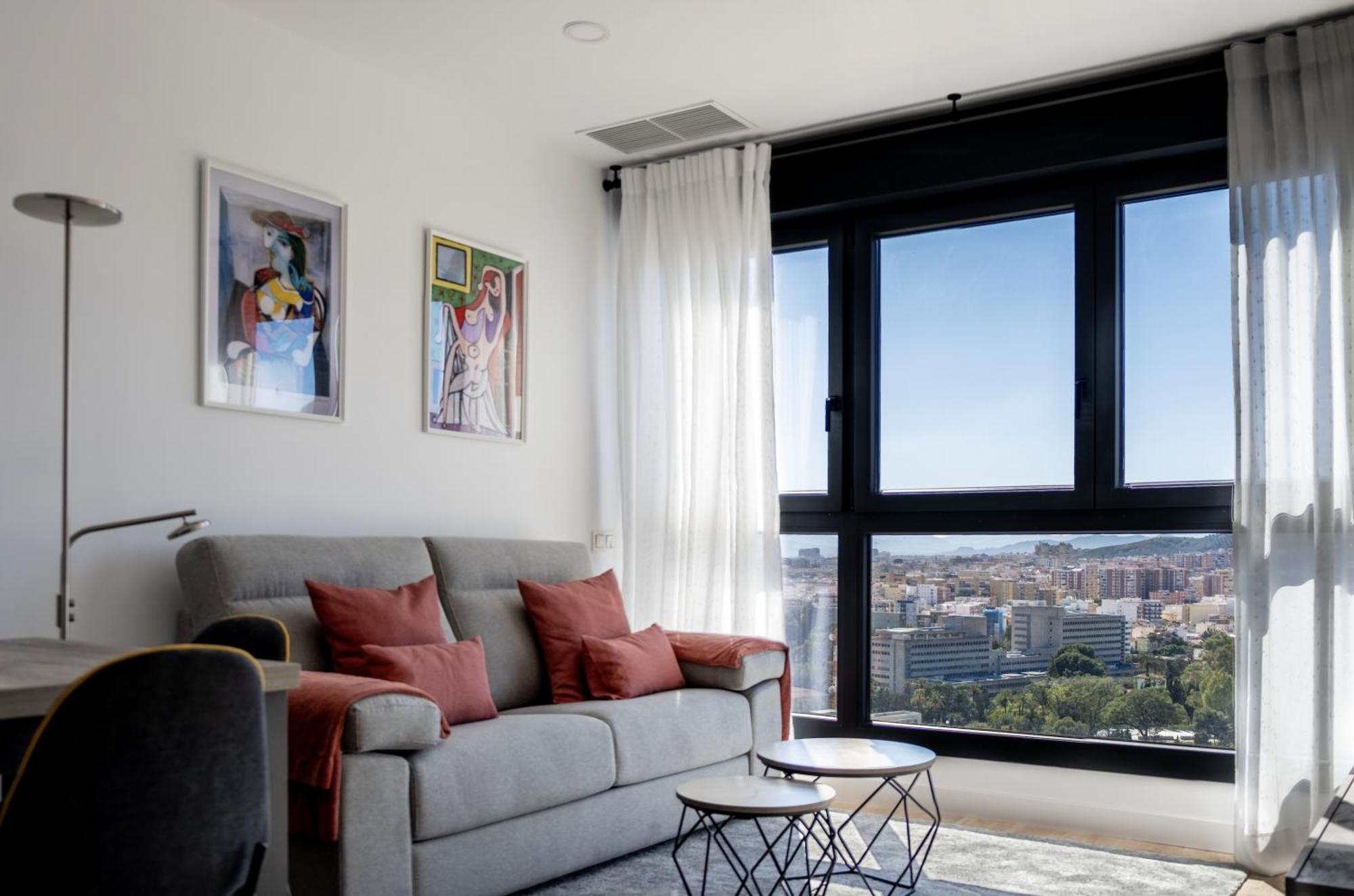 Urban Sky Apartment Малага Екстер'єр фото